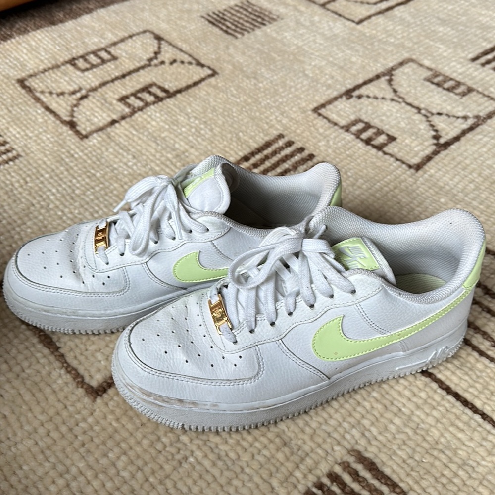 Nike AF1 - Picture 2 of 5